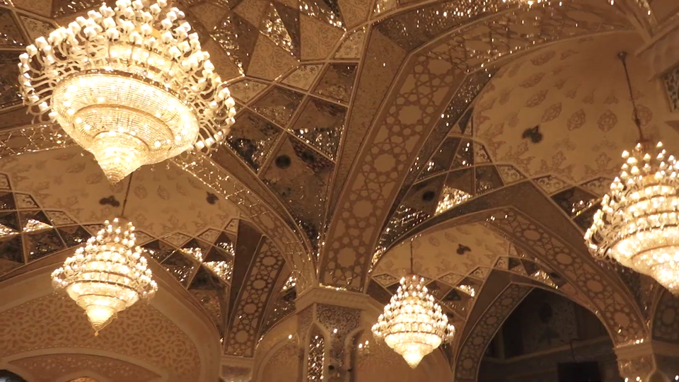 جامع الكاظمية · عقود الداخل