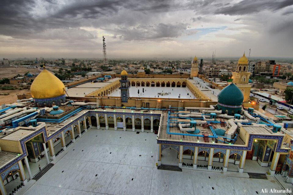 مسجد الكوفة الكبير والفناء